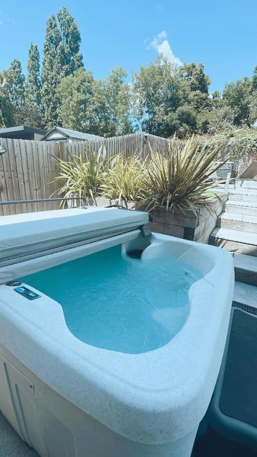 Solent Heights•Sea View•Hot Tub Villa Portsmouth Exterior foto